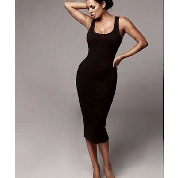 JLUXLABEL Dresses & Skirts - HP✨ BLACK MIDI DRESS